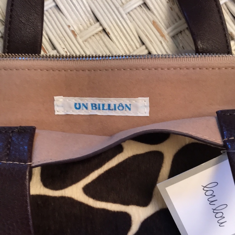 Lou Lou UNB Maina vegan leather handbag. Giraffe print. NWT. Retail x $75 (2015) - Picture 6 of 10